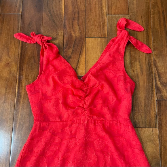 Shoulder tie dress - Picture 3 of 4